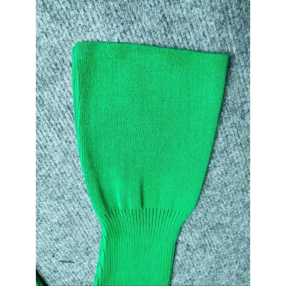Shell Sleeve Ribbed Maxi Dress - Picture 15 of 17